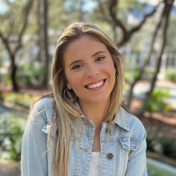 Caroline Dalton, Copywriting & Creative at Lifedge